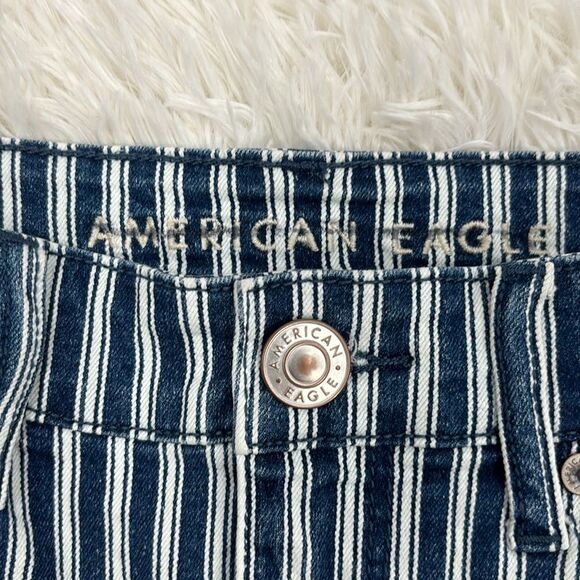 American Eagle Shorts Size 8 - Picture 2 of 10